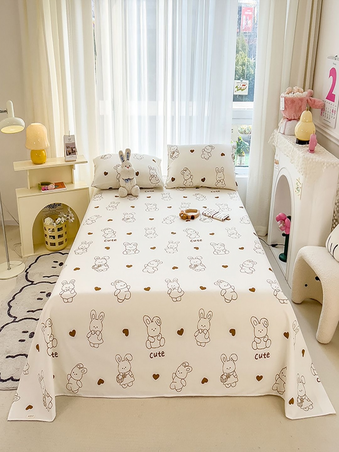 

JC HOME White & Brown Cartoon Characters Printed 140 TC King Bedsheet Set 2.45 m x 2.50 m