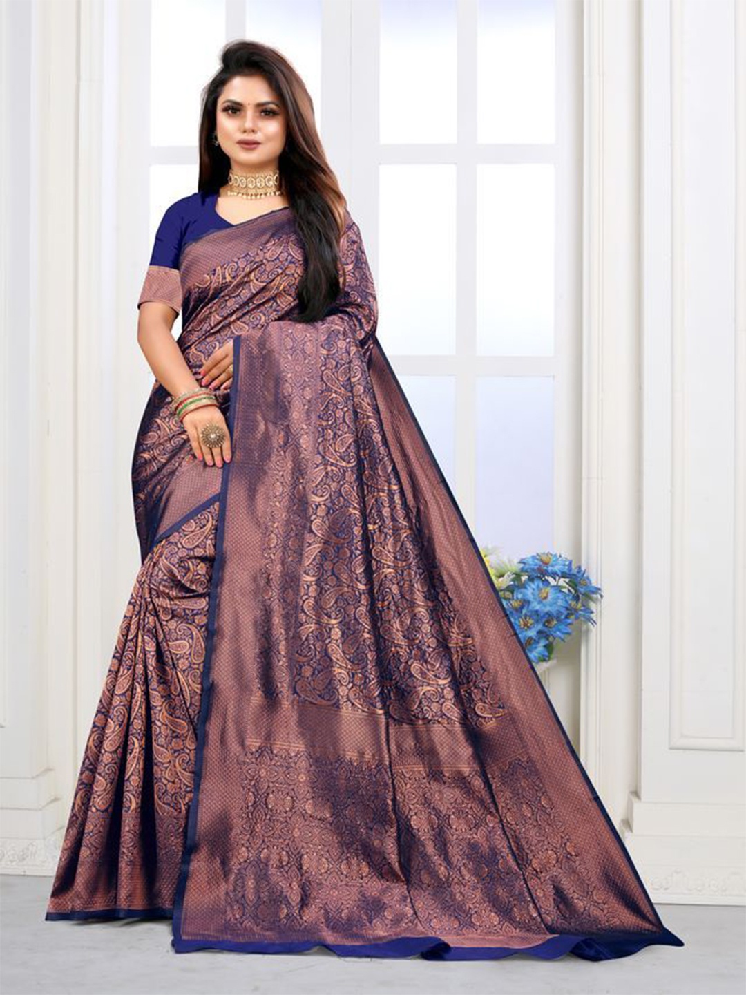 

Exclusiva Woven Design Zari Banarasi Saree, Navy blue