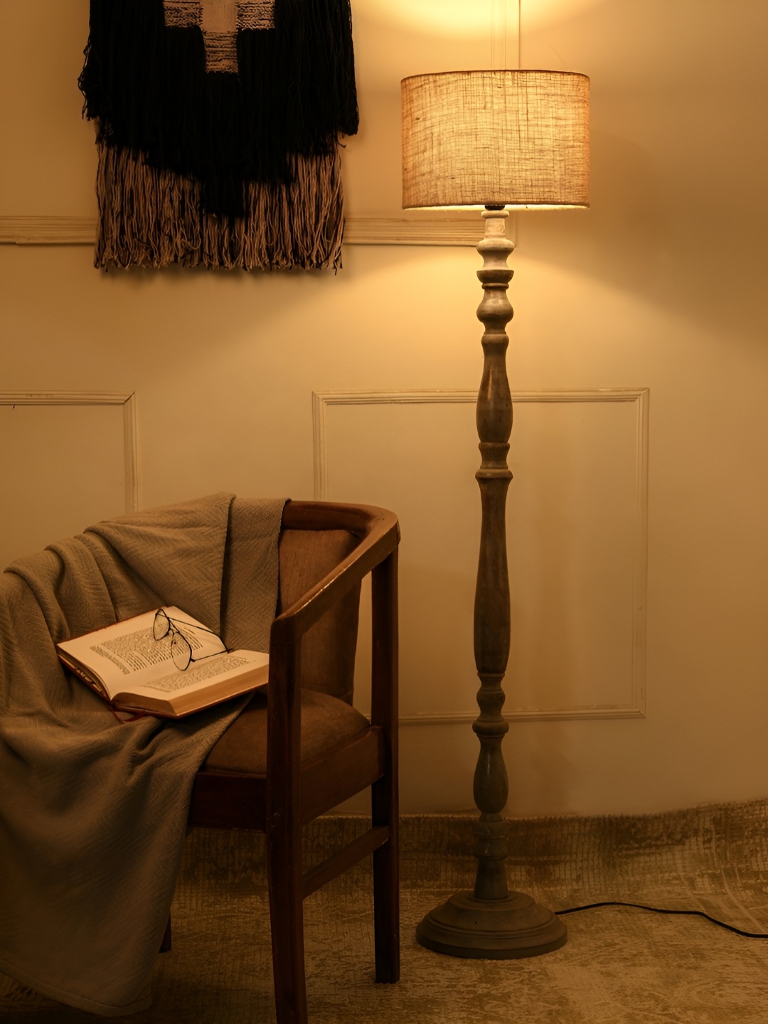 

green girgit Brown Cylinder Shaped Wooden & Jute Floor Lamp