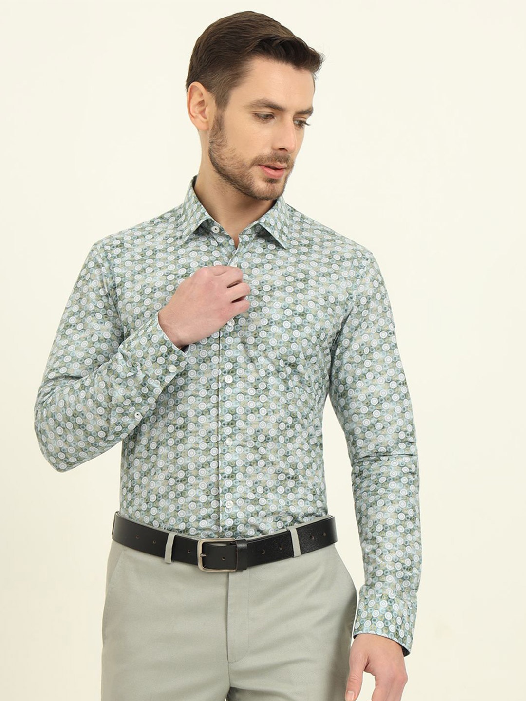 

JADE BLUE Men Slim Fit Spread Collar Floral Printed Cotton Formal Shirt, Green