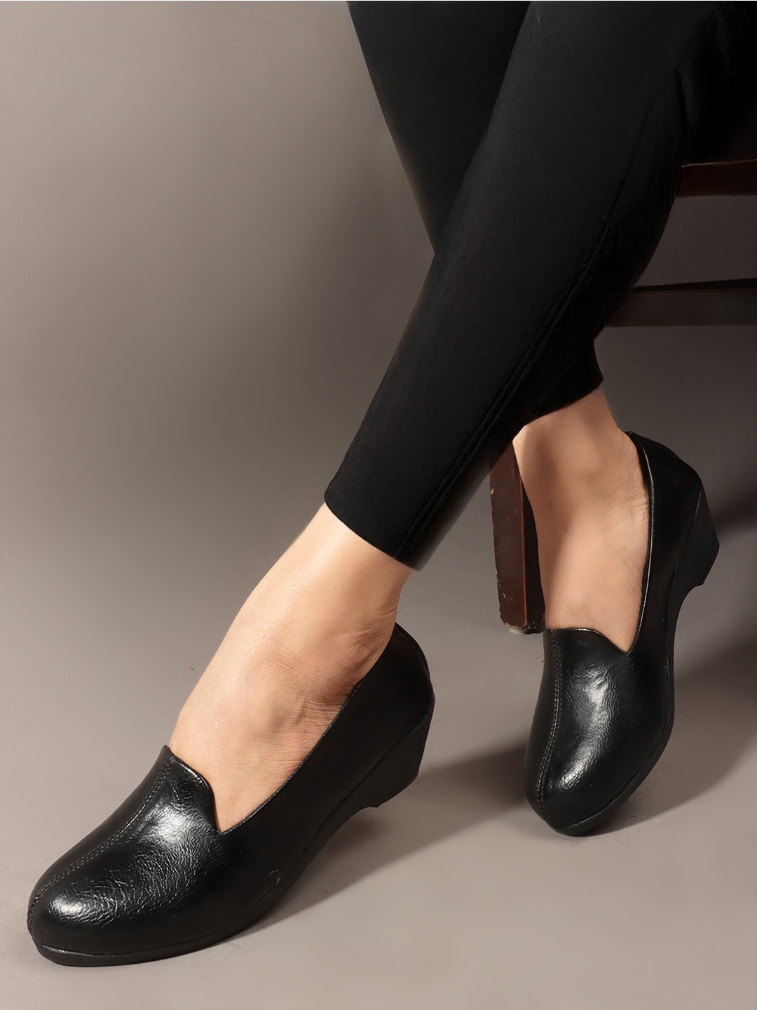 

Ladies Hub Women Slip-On Loafers Moccasins Formal Shoes, Black