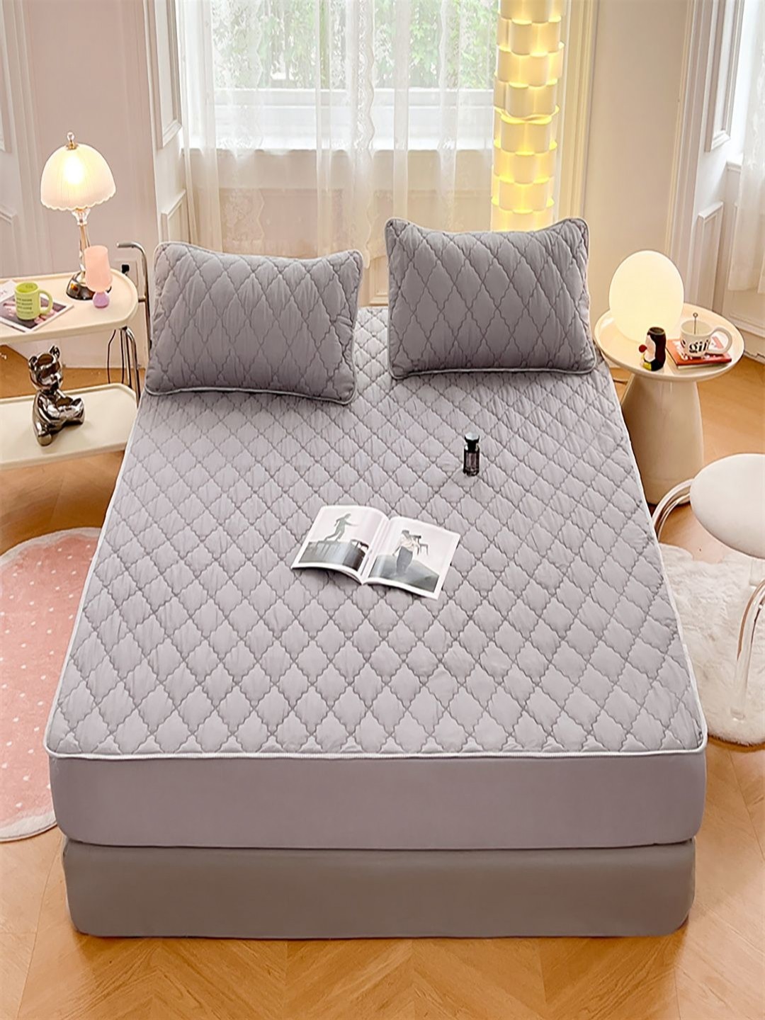 

JC HOME Grey Geometric 150 TC King Bedsheet Set 2.40 m x 2.70 m