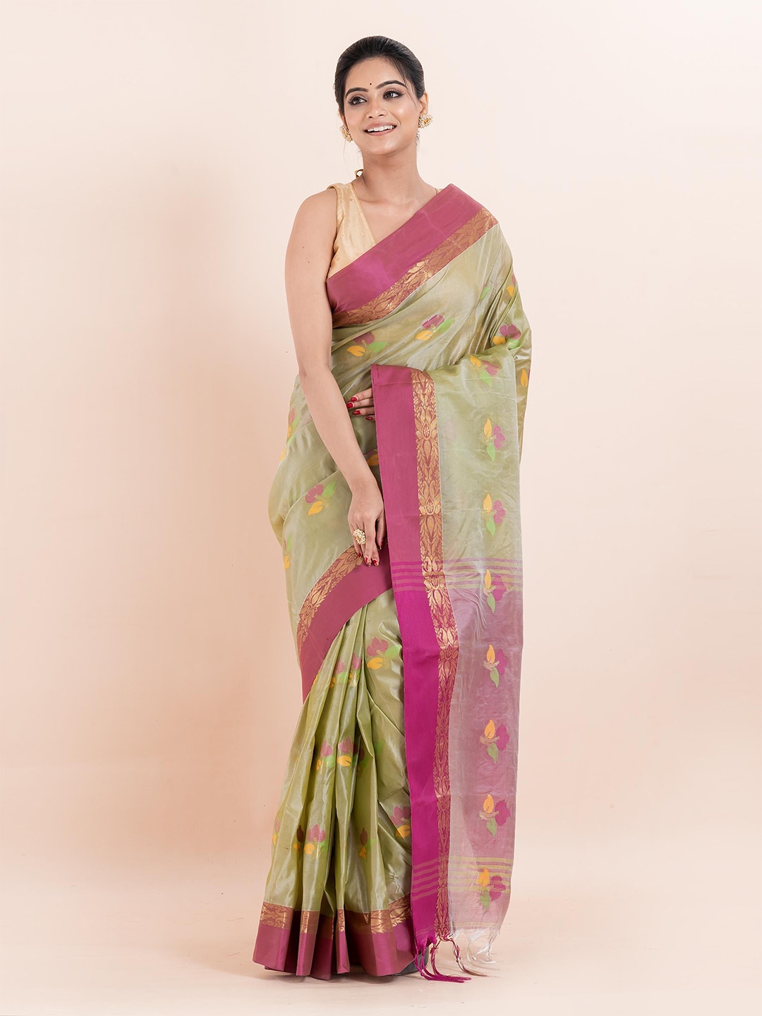 

PUKU Woven Design Saree, Green