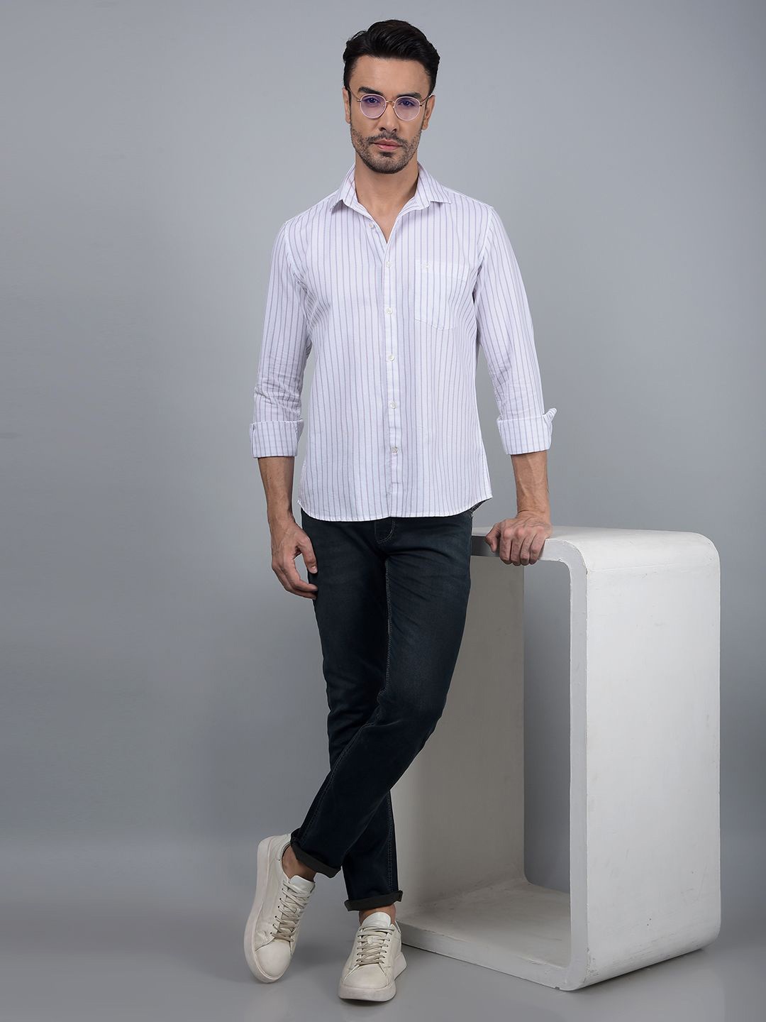 

Crimsoune Club Men Classic Slim Fit Vertical Striped Cotton Casual Shirt, White