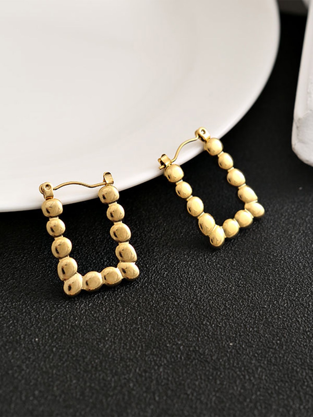 

DressBerry Square Hoop Earrings, Gold