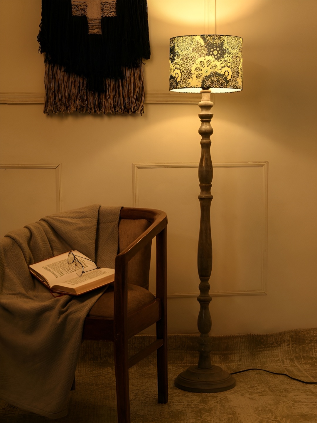 

green girgit Grey & Blue Printed Wooden Cylinder Shaped Floor Lamp