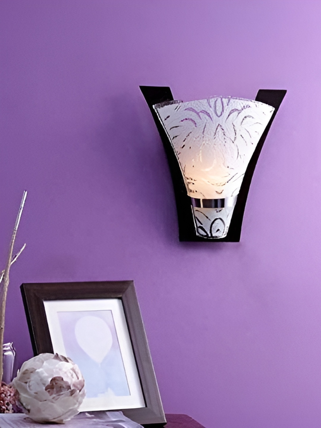 

KINIS Brown & White Printed Wooden Quirky Wall Lamp