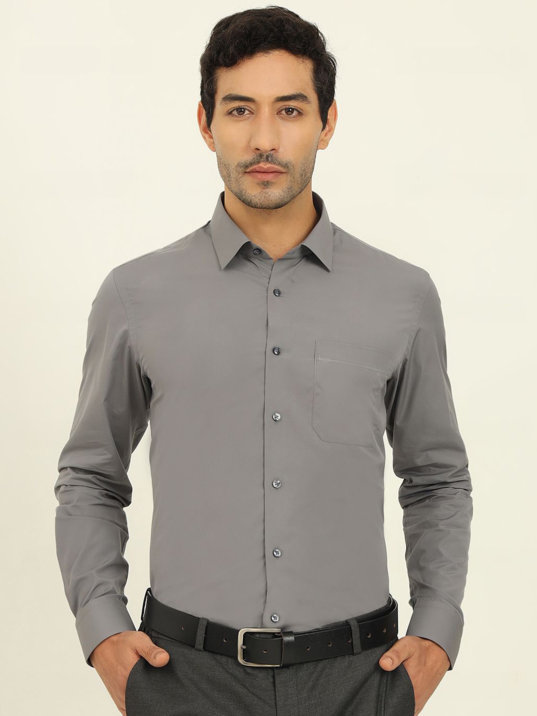 

JADE BLUE Men Slim Fit Spread Collar Solid Cotton Formal Shirt, Grey