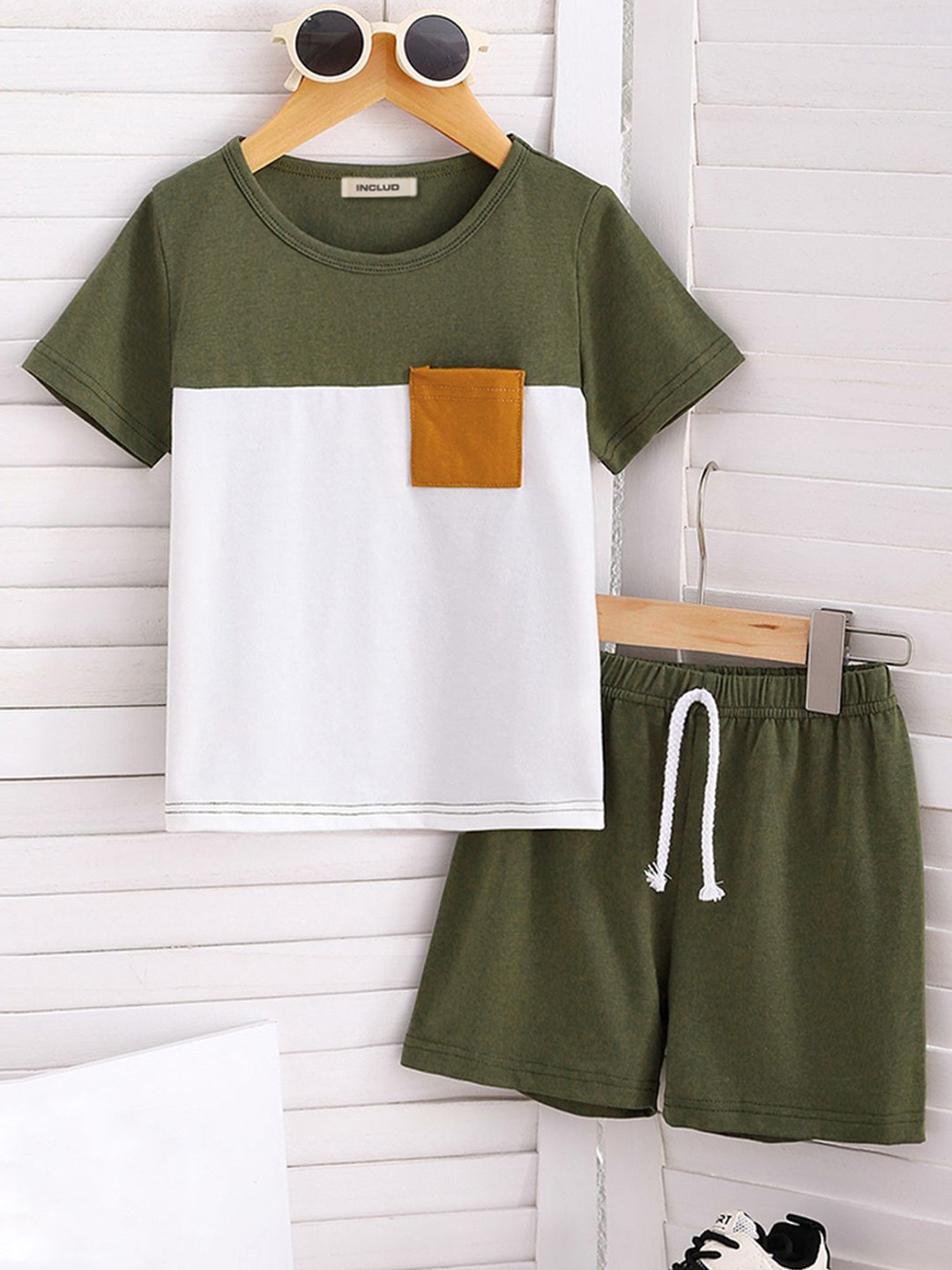 

INCLUD Boys Colourblocked T-shirt With Shorts, Olive