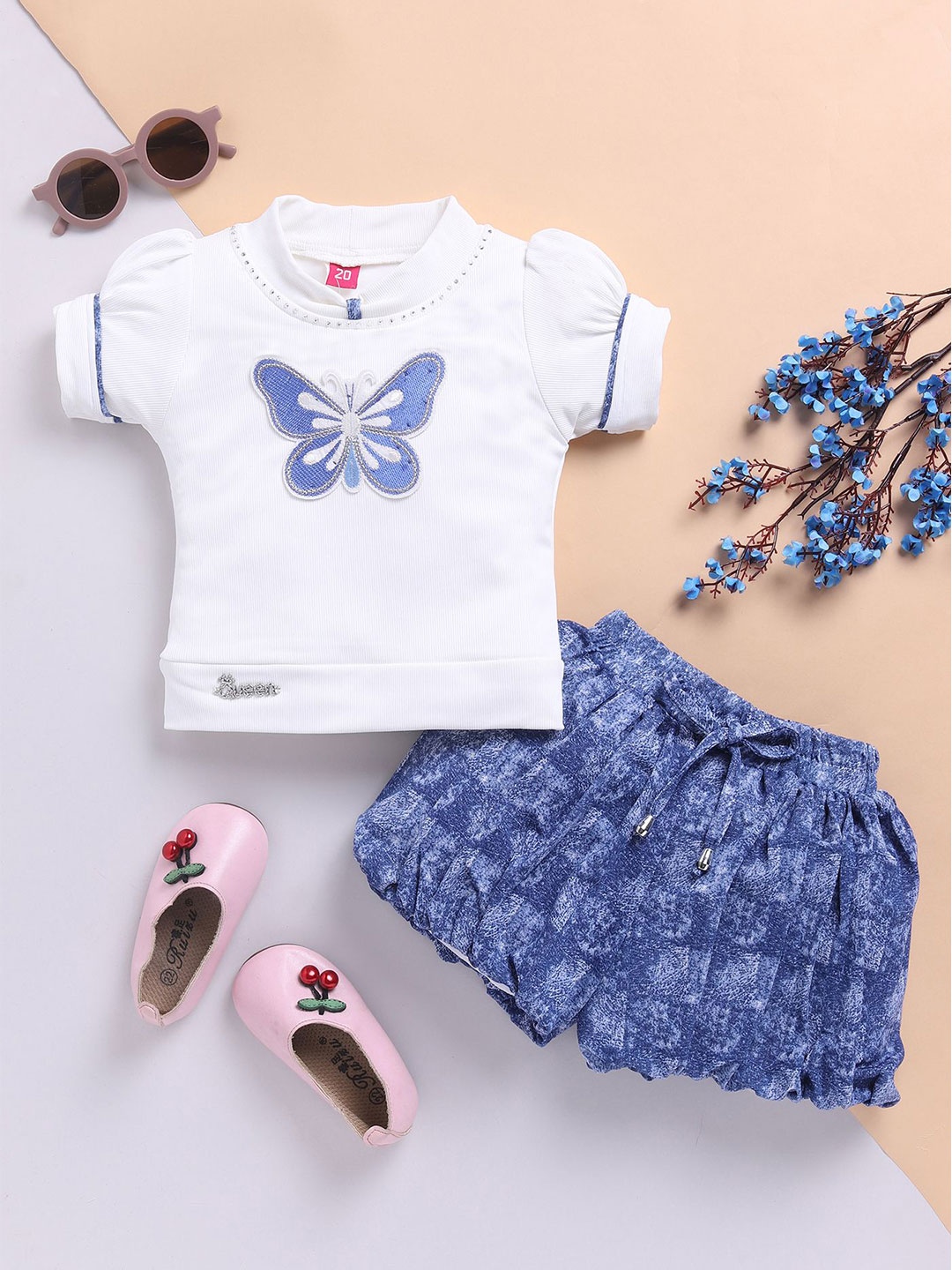 

Toonyport Girls Printed Round Neck Top With Shorts, Blue