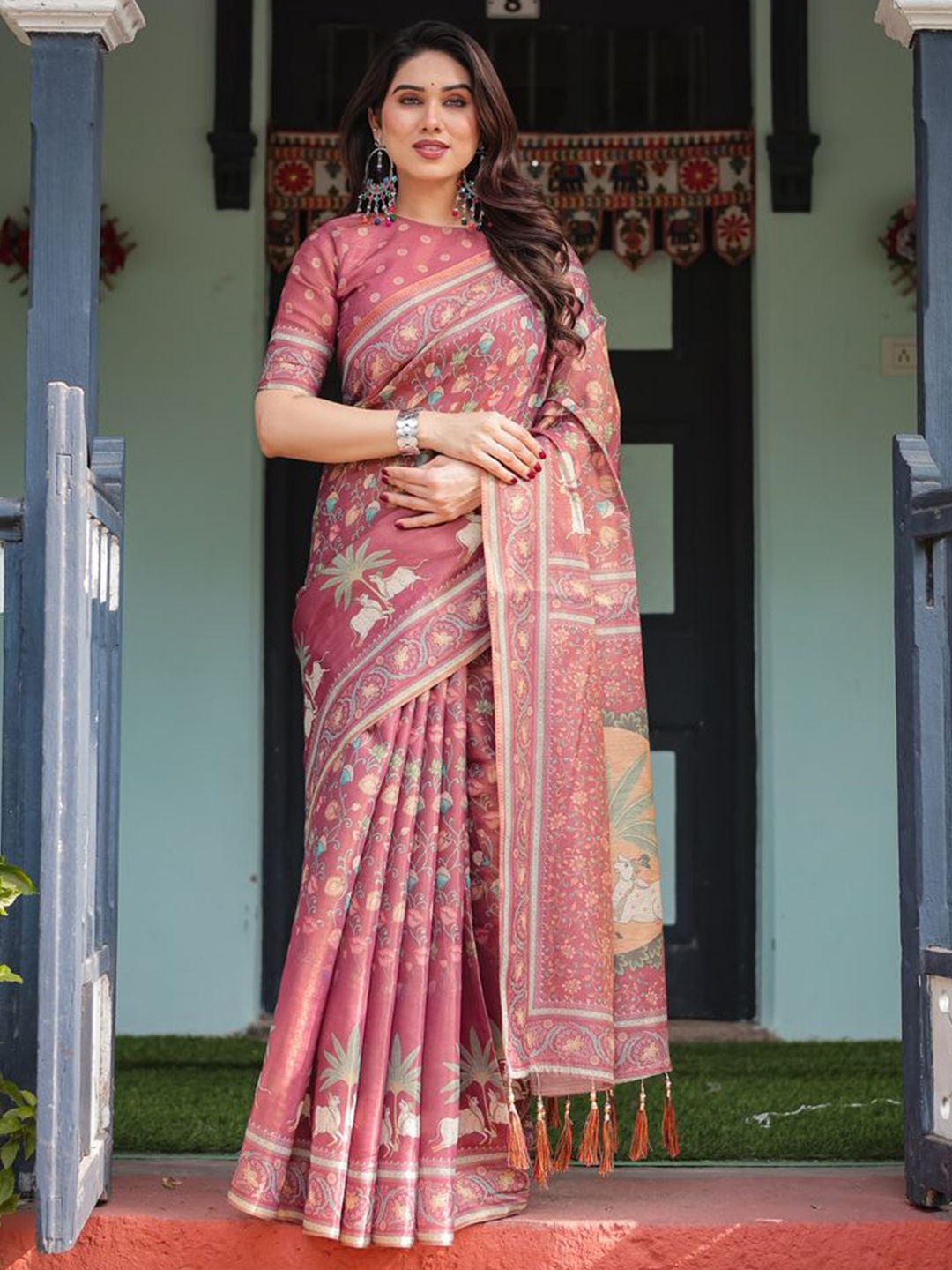 

Alamaari Fashion Pure Cotton Ethnic Motifs Printed Handloom Saree, Pink