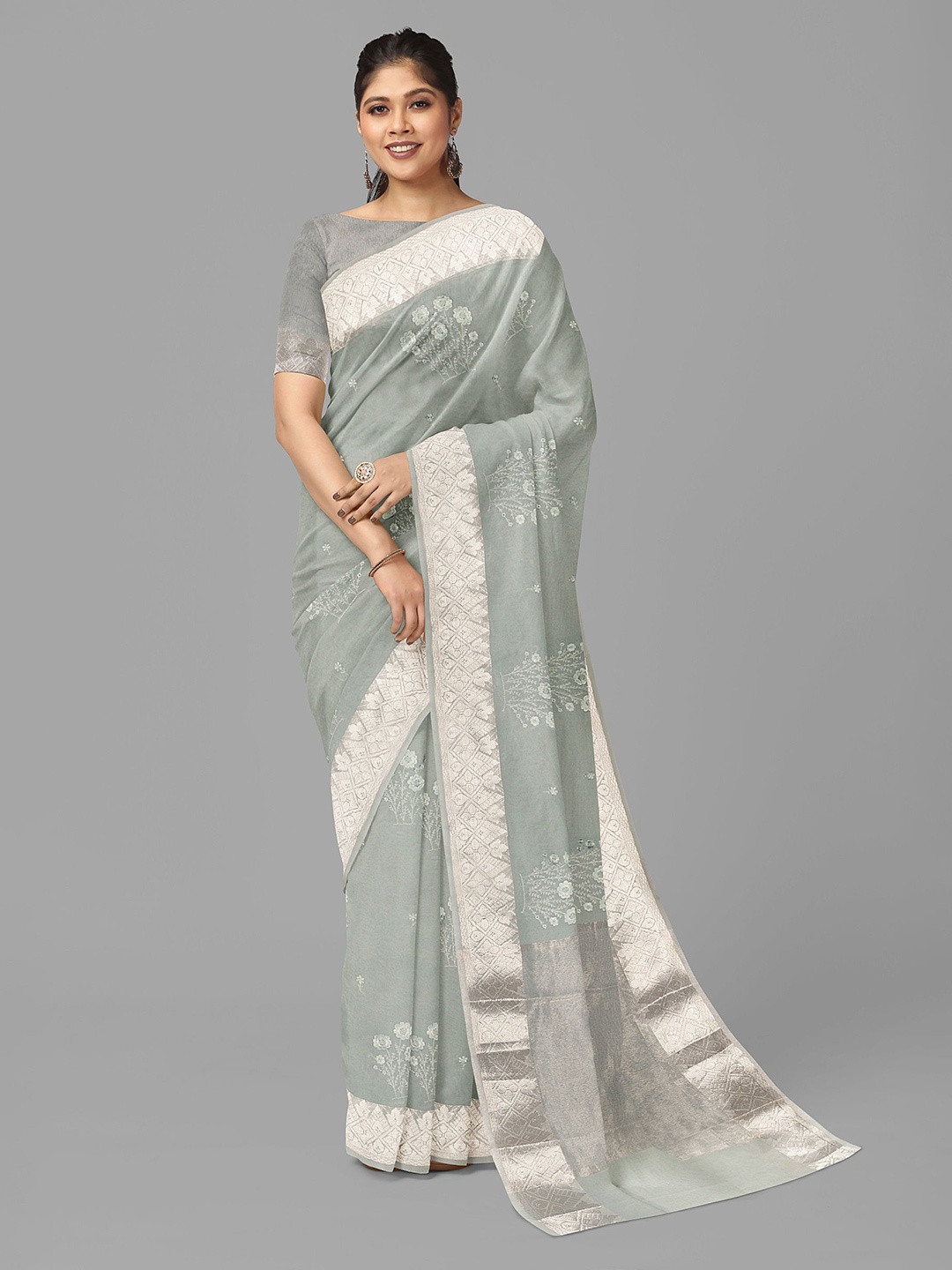 

The Chennai Silks Floral Printed Zari Sambalpuri Saree, Grey