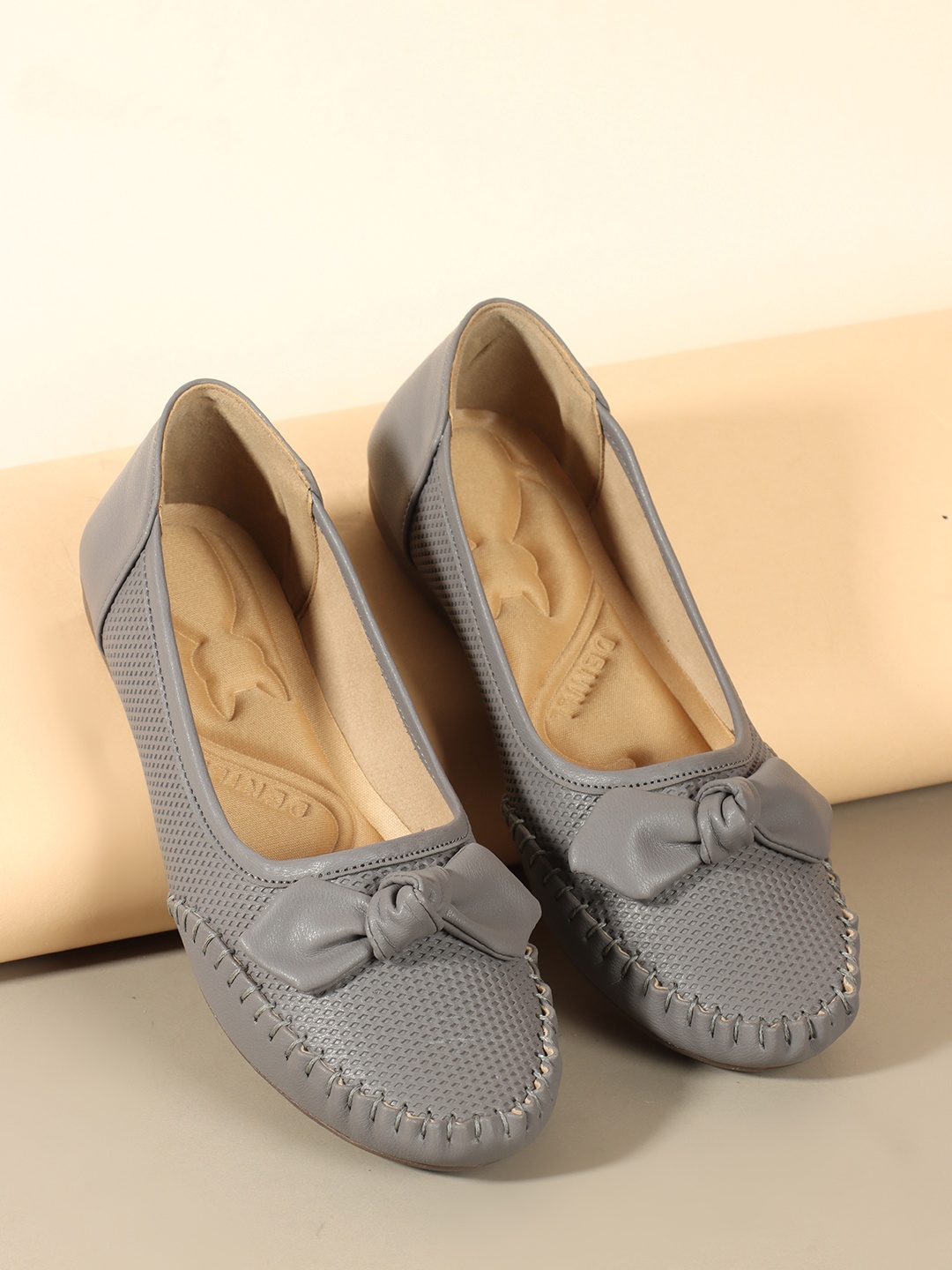 

SIRDENILL Women Loafers, Grey