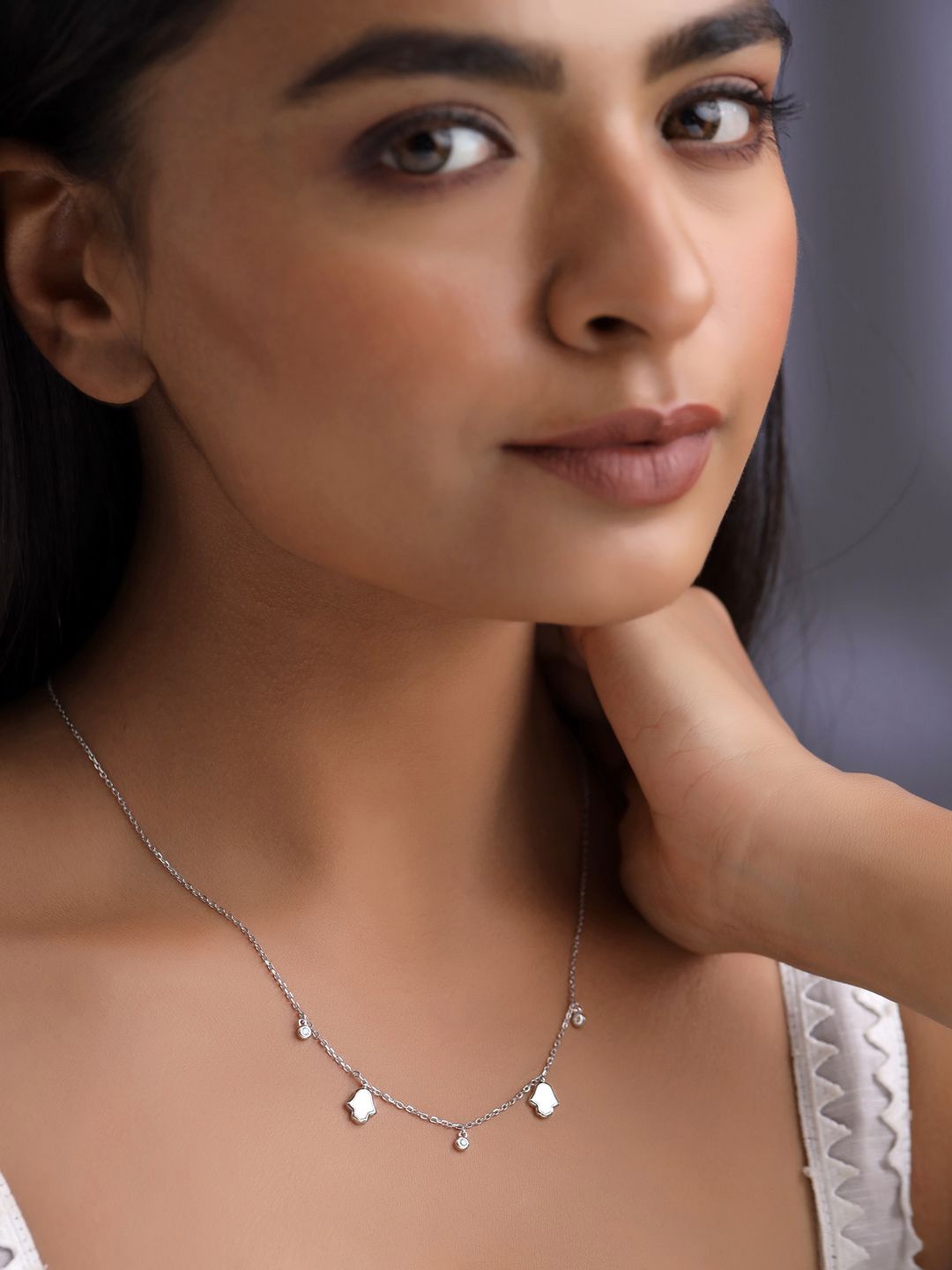 

Kicky And Perky 925 Sterling Silver Silver-Plated Pearls Studded Chain