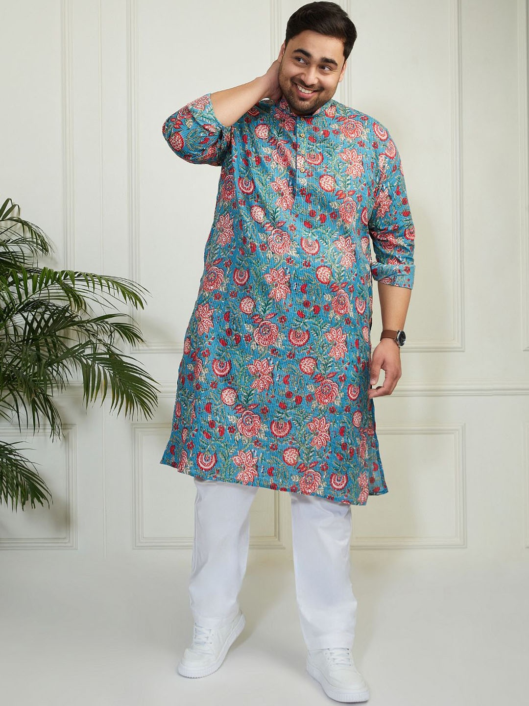 

VASTRAMAY Plus Size Floral Printed Pure Cotton Kurta With Pyjamas, Blue