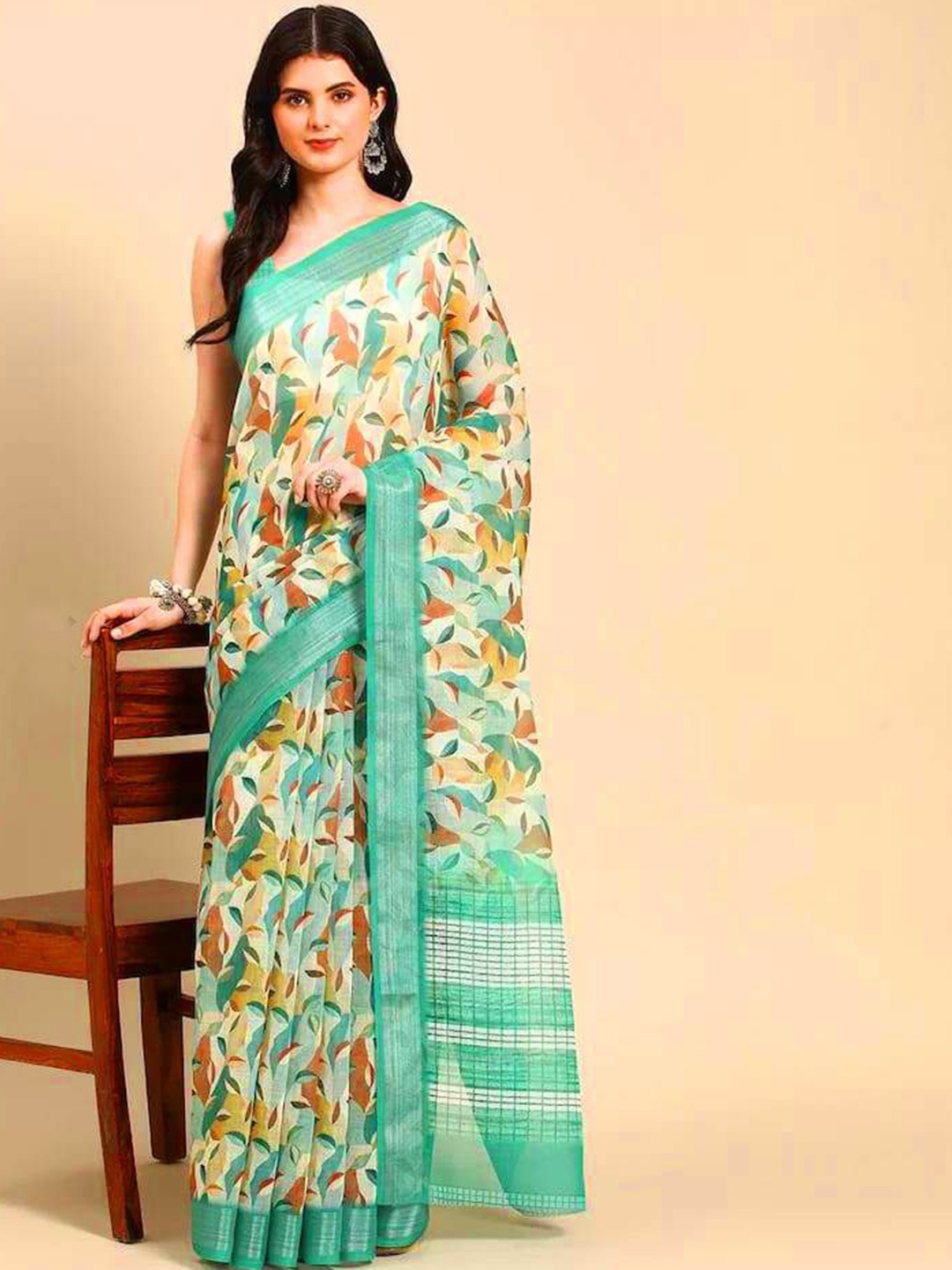 

Mitera Floral Printed Zari Pure Cotton Saree, Green