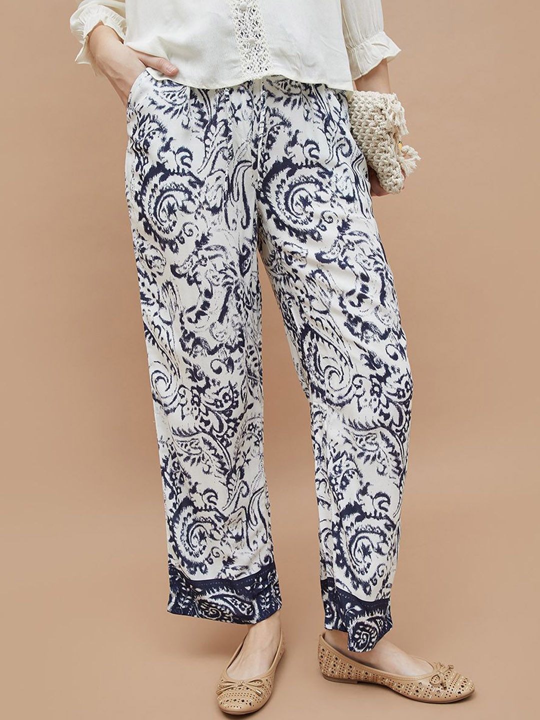 

Fame Forever by Lifestyle Women Ethnic Motifs Printed Cotton Pyjamas, Off white