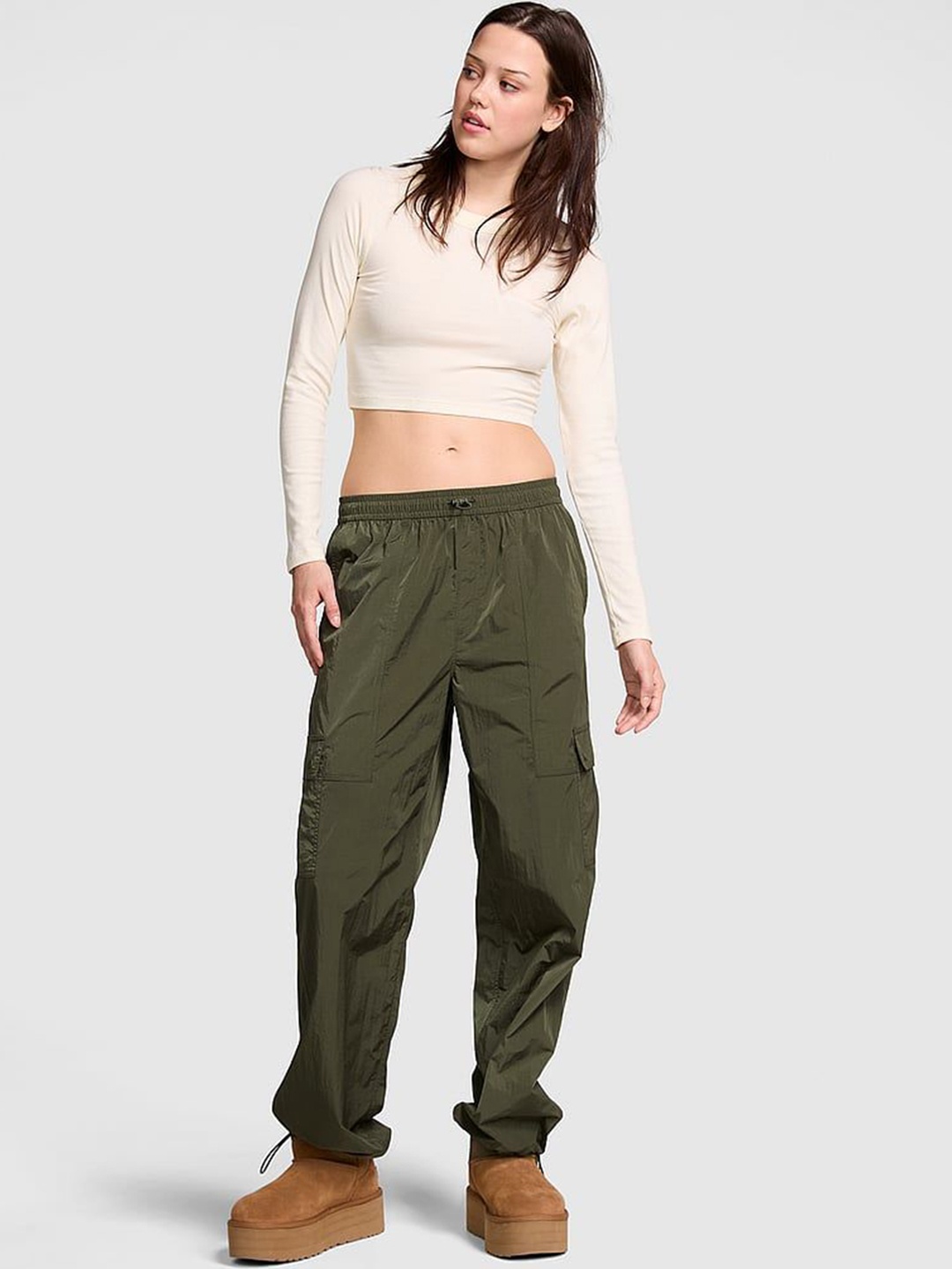 

Victoria's Secret PINK Women Mid-Rise Parachute Trousers, Olive
