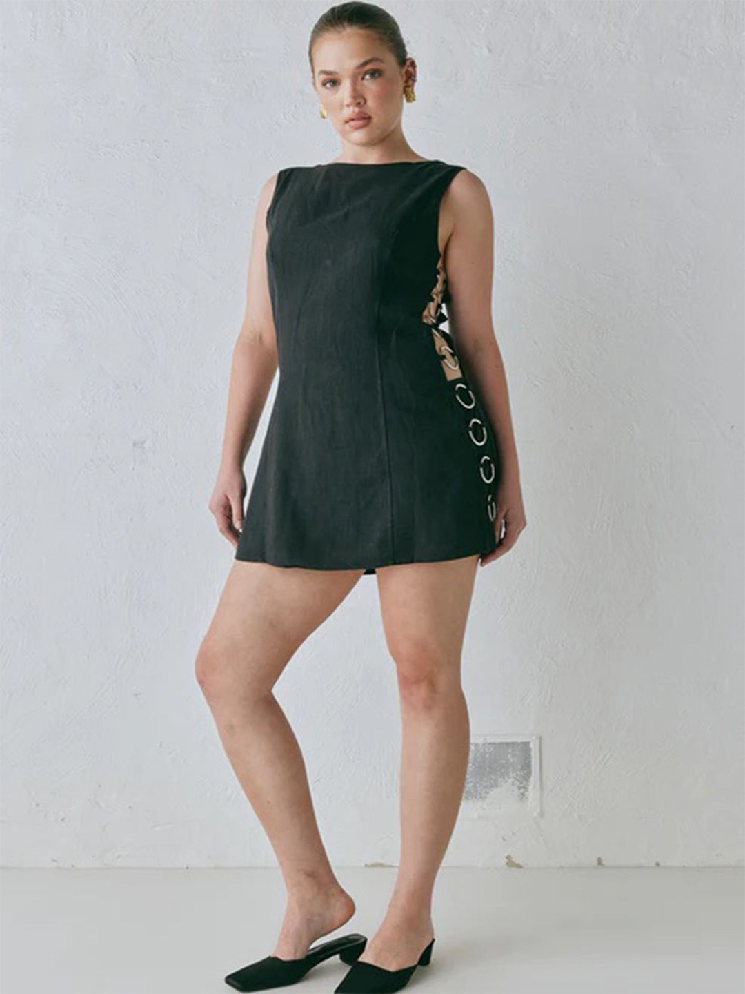 

LULU & SKY Dress, Black