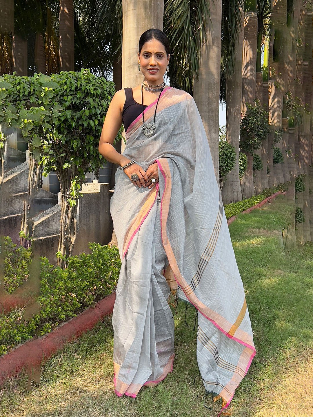 

Anouk Zari Pure Cotton Saree, Grey