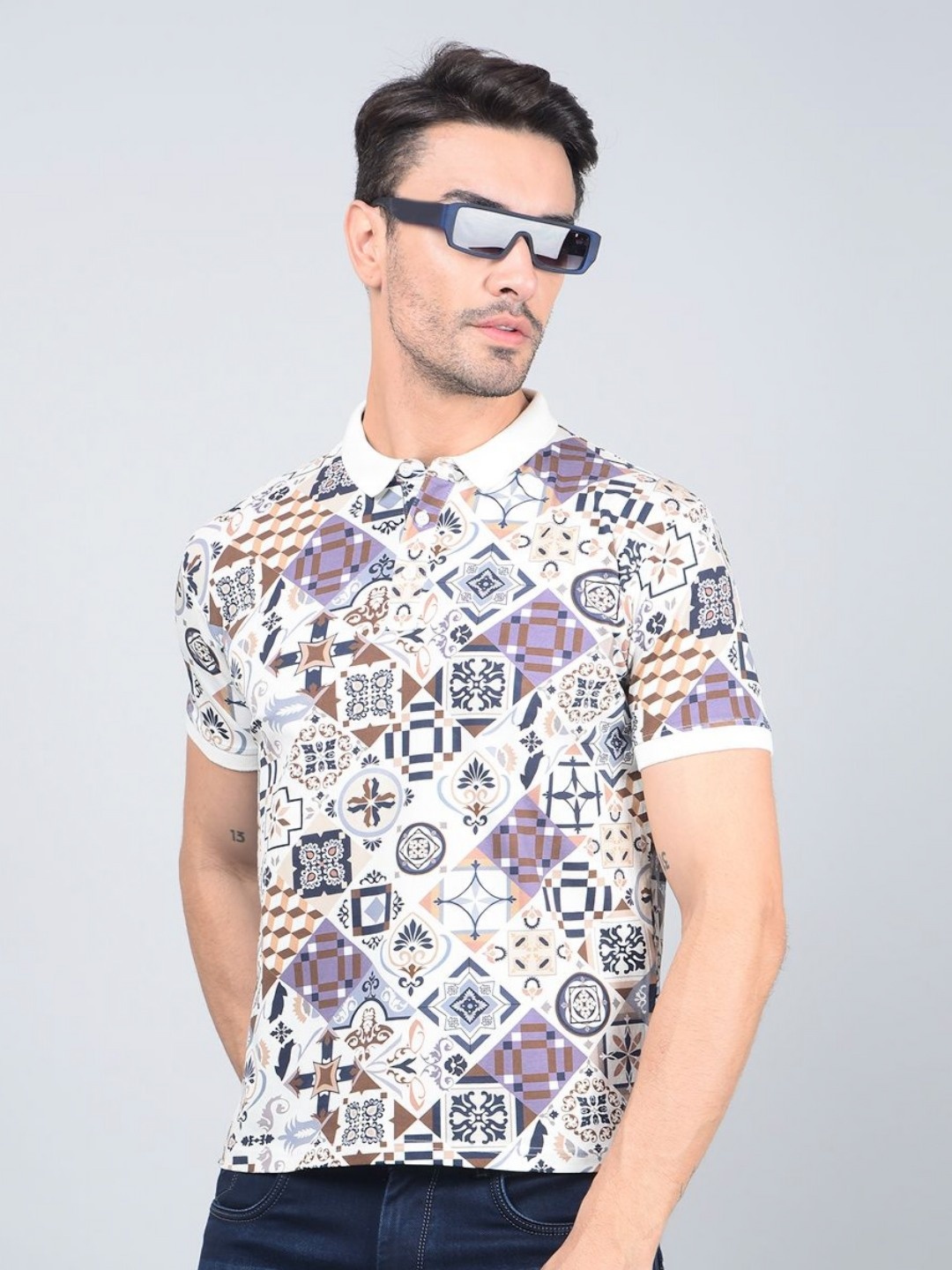 

Crimsoune Club Men Geometric Printed Polo Collar Cotton T-shirt, White
