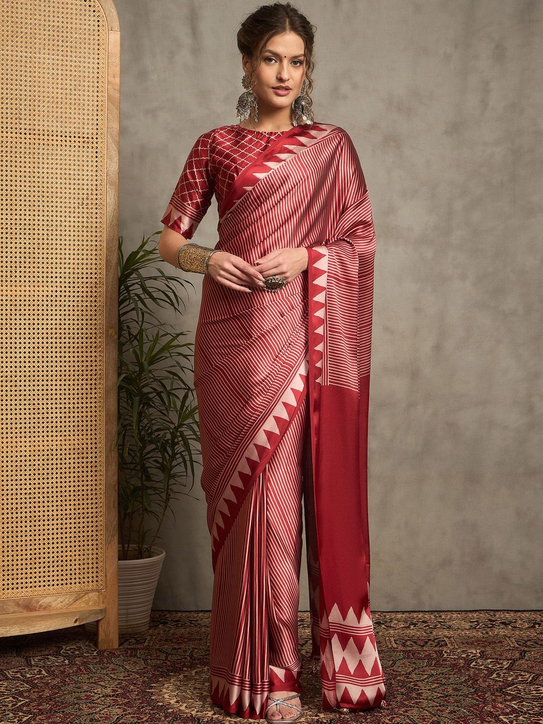 

Anouk Striped Saree, Red