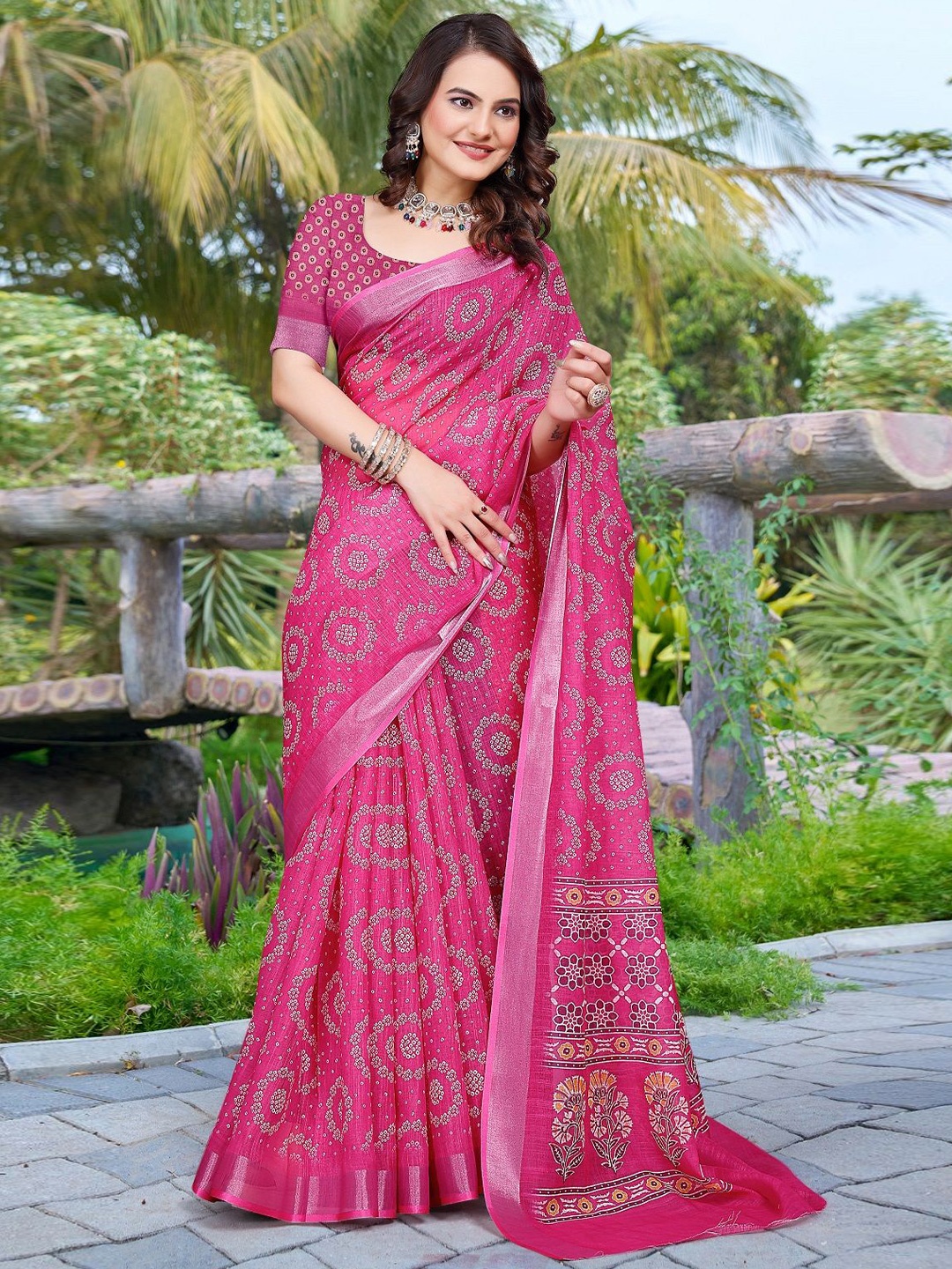 

Sarvada Bandhani Printed Pure Cotton Saree, Pink