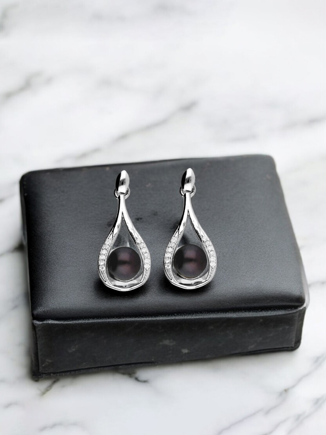 

Sri Jagdamba Pearls Dealer Elite Sterling Silver Plated Pearls Contemporary Drop Earrings