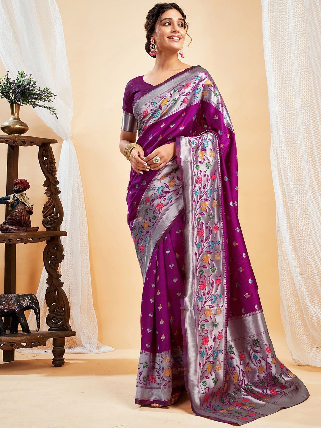 

KALINI Floral Woven Design Zari Banarasi Saree, Metallic