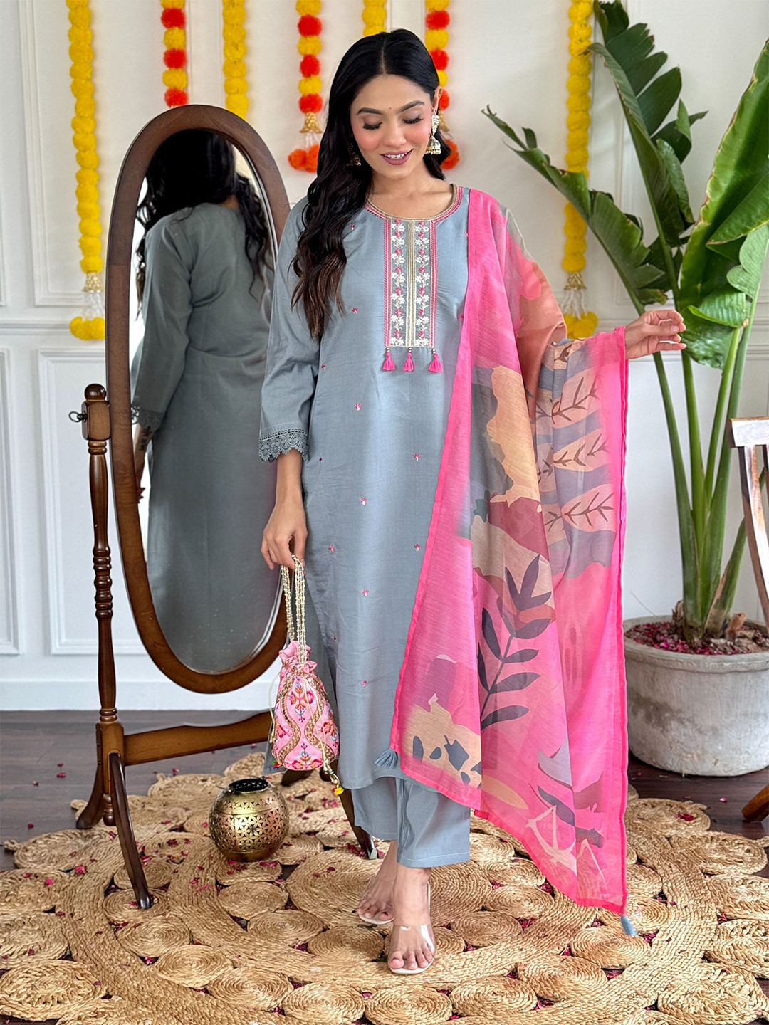 

Growdamy Floral Embroidered Thread Work Chanderi Silk Straight Kurta & Trousers & Dupatta, Grey