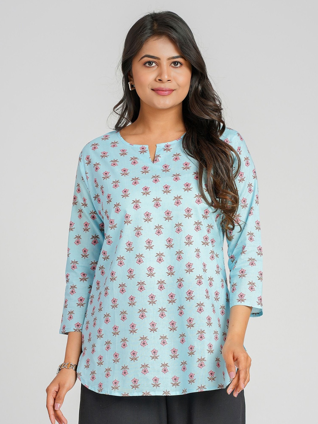 

Cotton Curio Women Cotton Block Printed Short Tunics, Blue