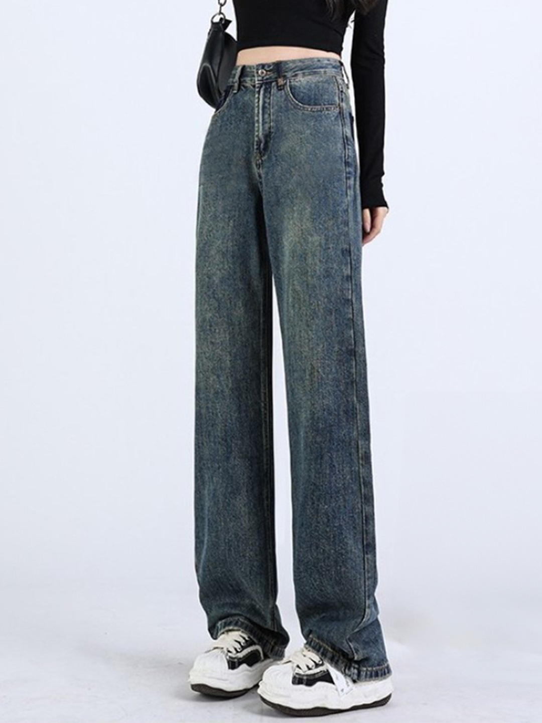 

StyleCast Women Straight Fit High-Rise Jeans, Blue