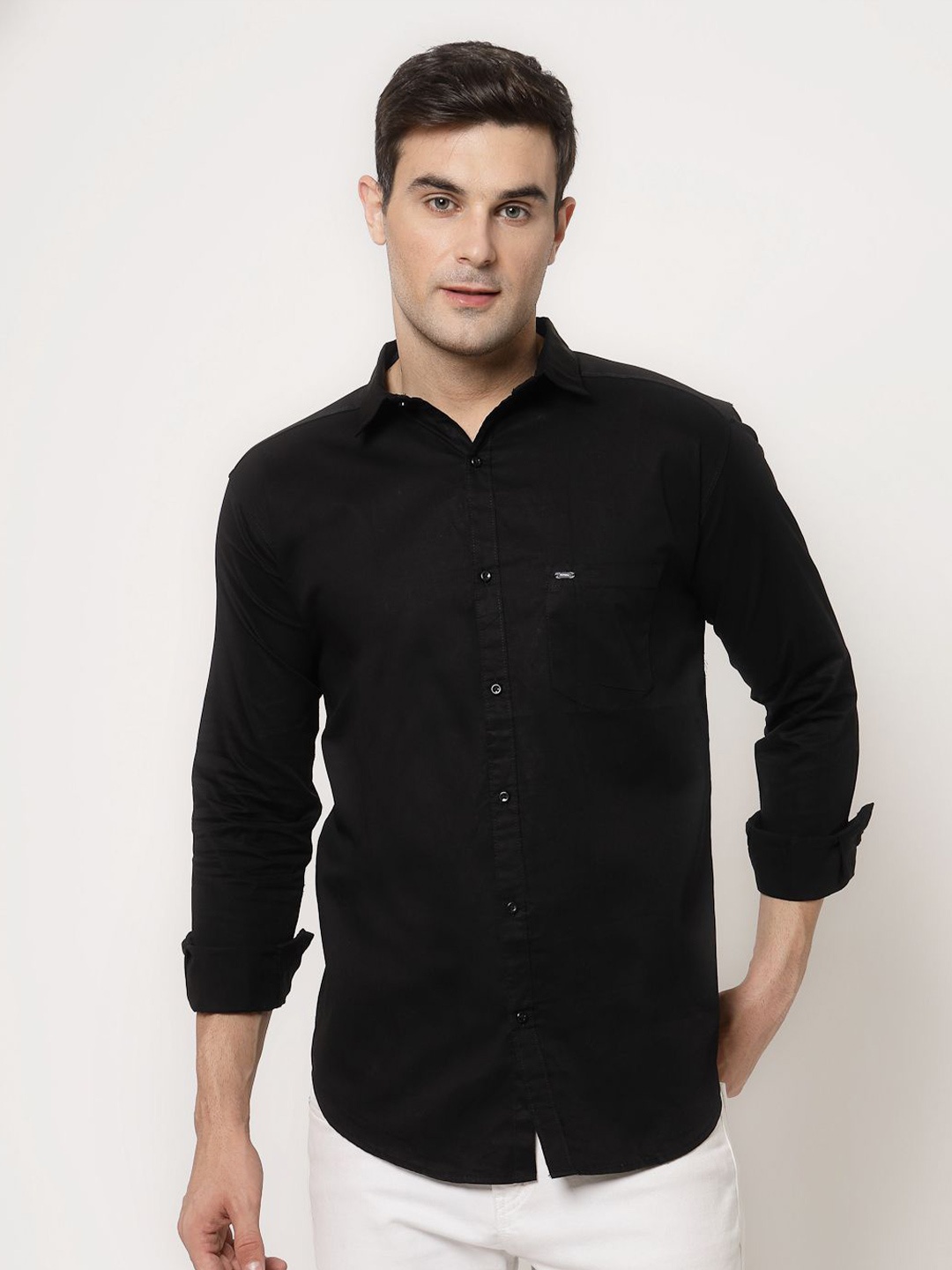 

Metronaut Men Spread Collar Solid Cotton Casual Shirt, Black