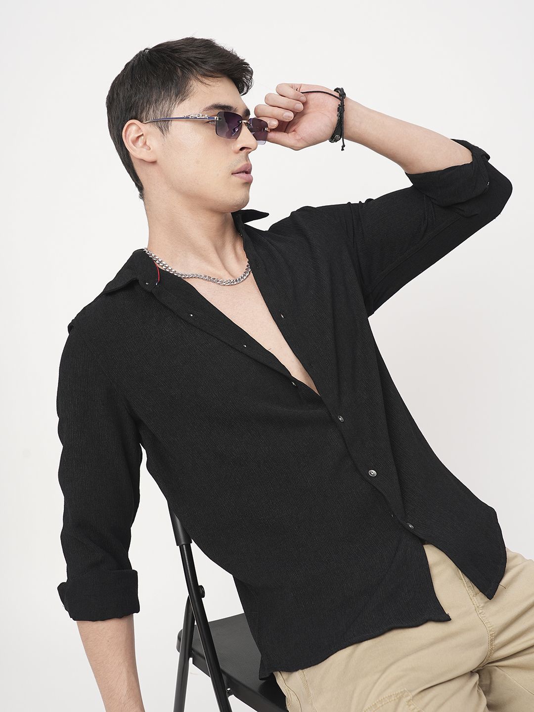 

VASTRADO Men Classic Fit Spread Collar Solid Cotton Casual Shirt, Black