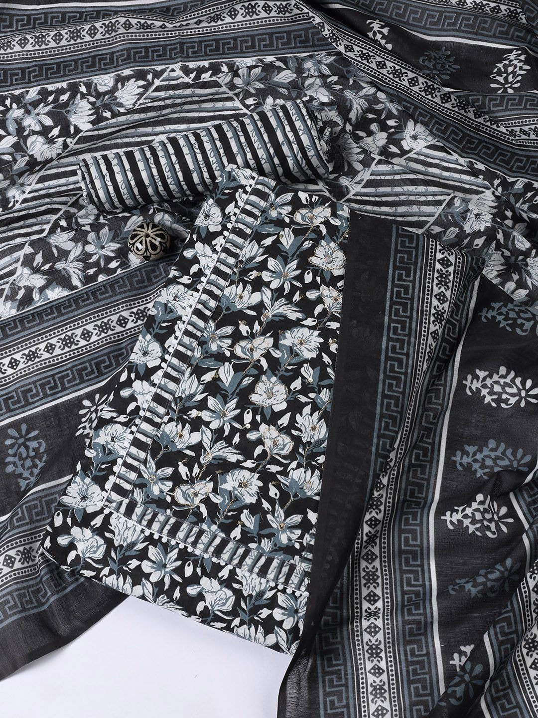 

Meena Bazaar Floral Printed Sequinned Unstitched Dress Material, Black