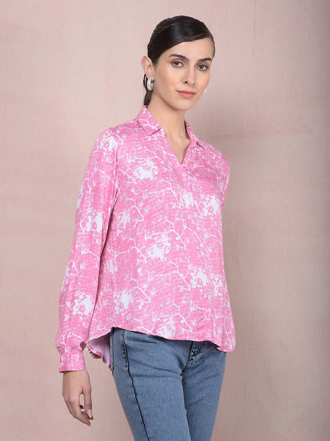 

Crimsoune Club Slim Fit Floral Printed Spread Collar Cotton Shirt, Pink