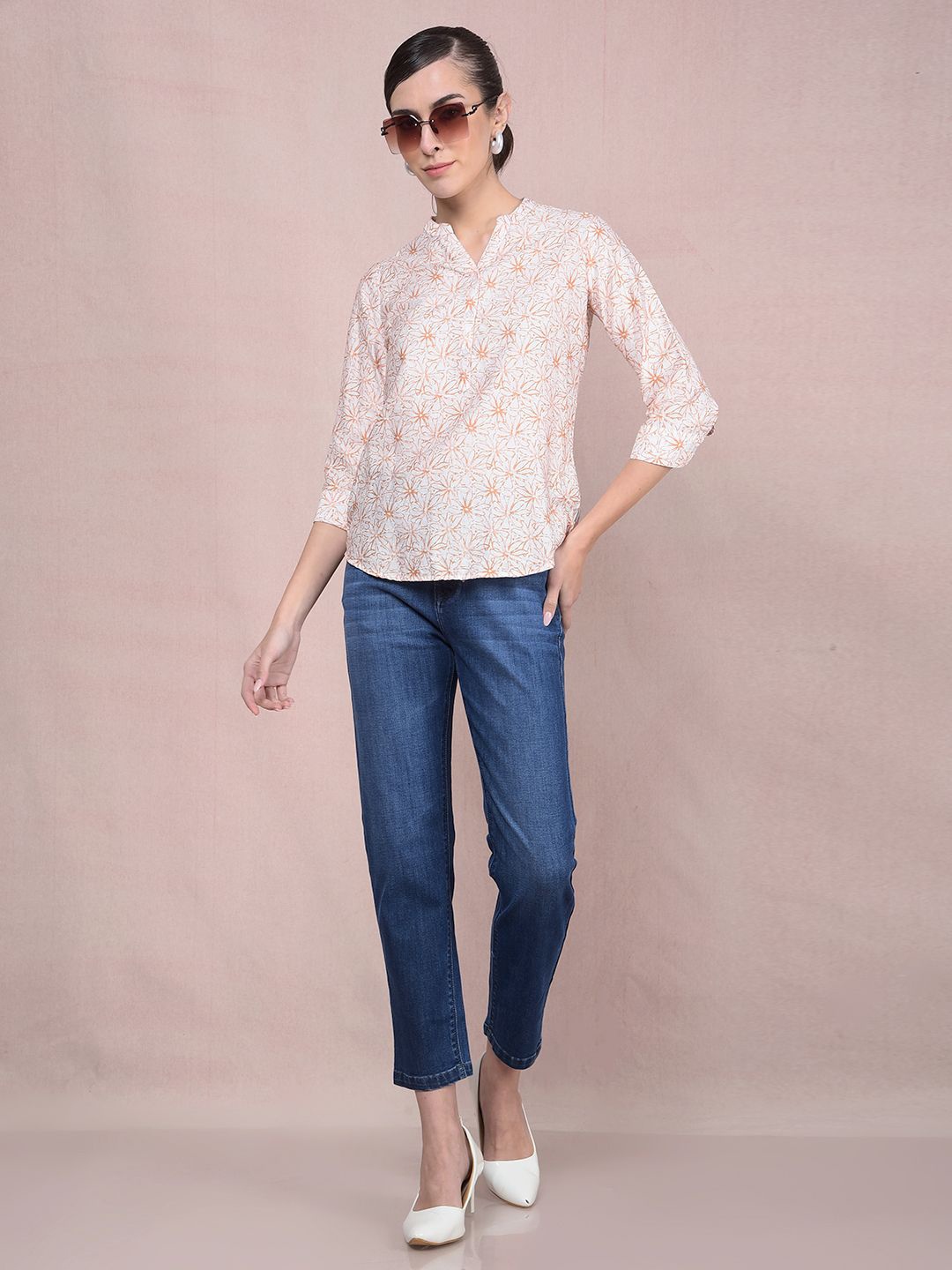 

Crimsoune Club Floral Print V-Neck Top, Peach