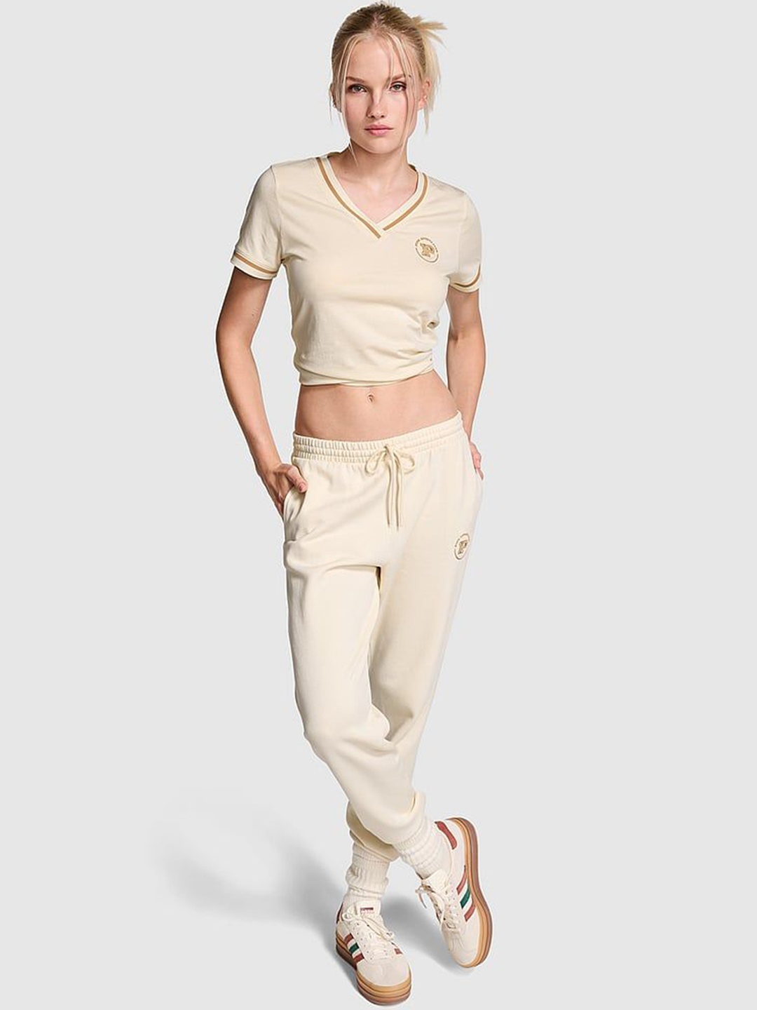 

Victoria's Secret Pink Women Slim-Fit low-Rise Joggers, Beige