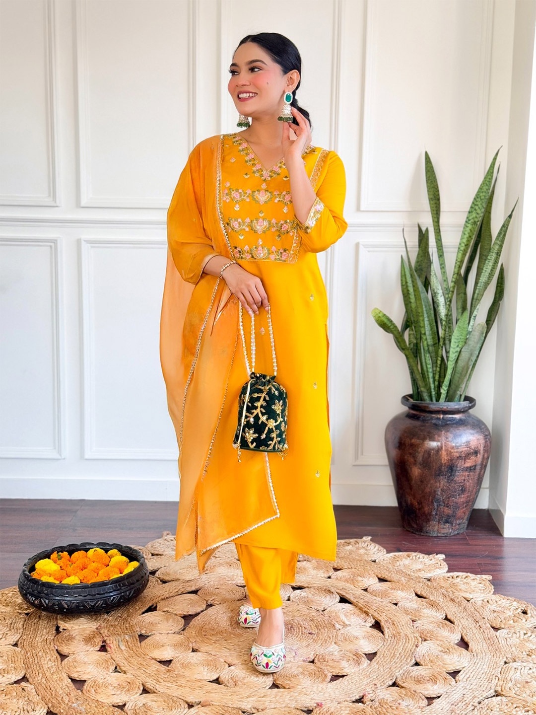 

CHANDALIYO Floral Embroidered V-Neck Chanderi Silk Straight Kurta With Trousers & Dupatta, Mustard