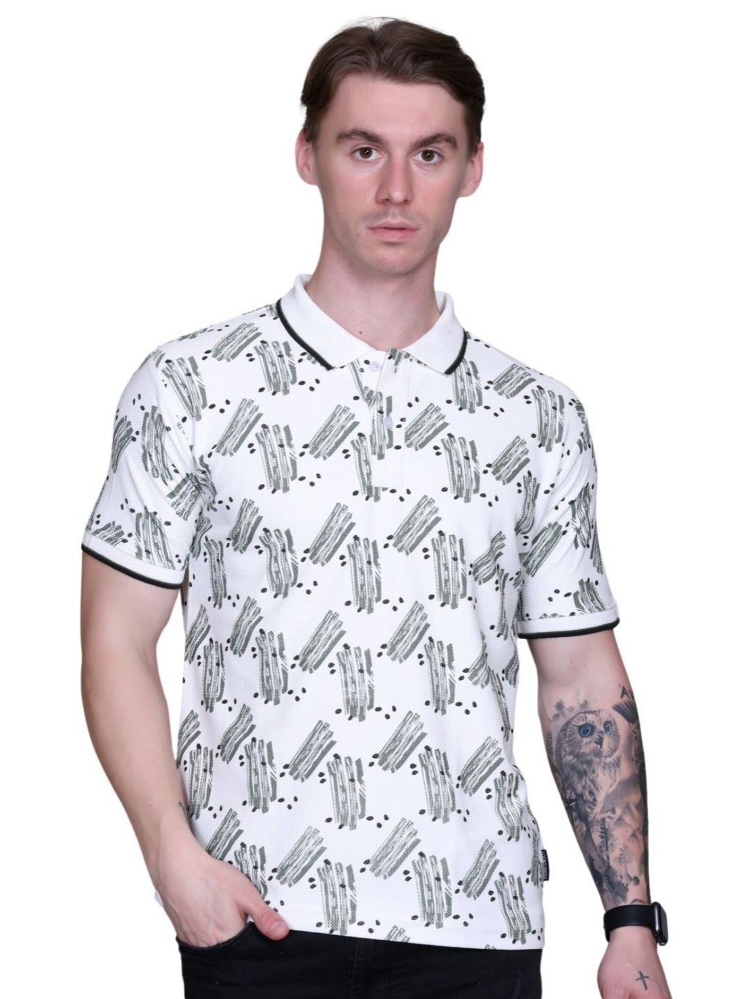 

Looks United Graphic Printed Polo Collar Short Sleeves Cotton T-shirt, Olive