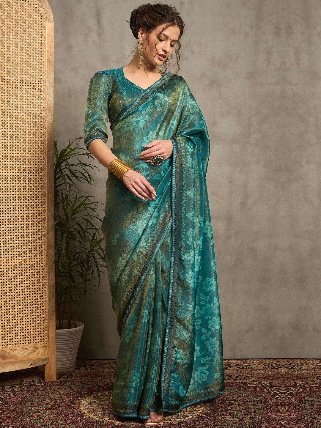 

Anouk Floral Printed Tissue Bagru Saree, Teal