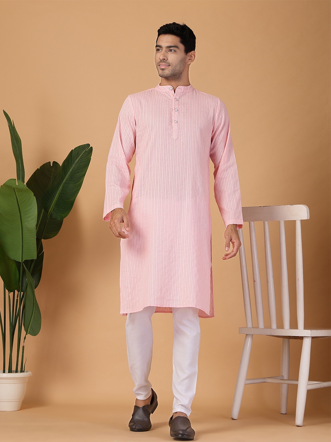 

FABRIC FITOOR Striped Band Collar Long Sleeves Pure Cotton Straight Kurta, Pink