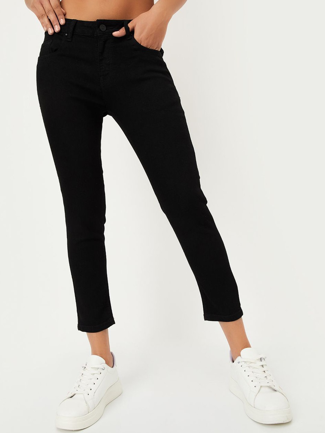 

max Women Regular Fit Mid-Rise Jeans, Black