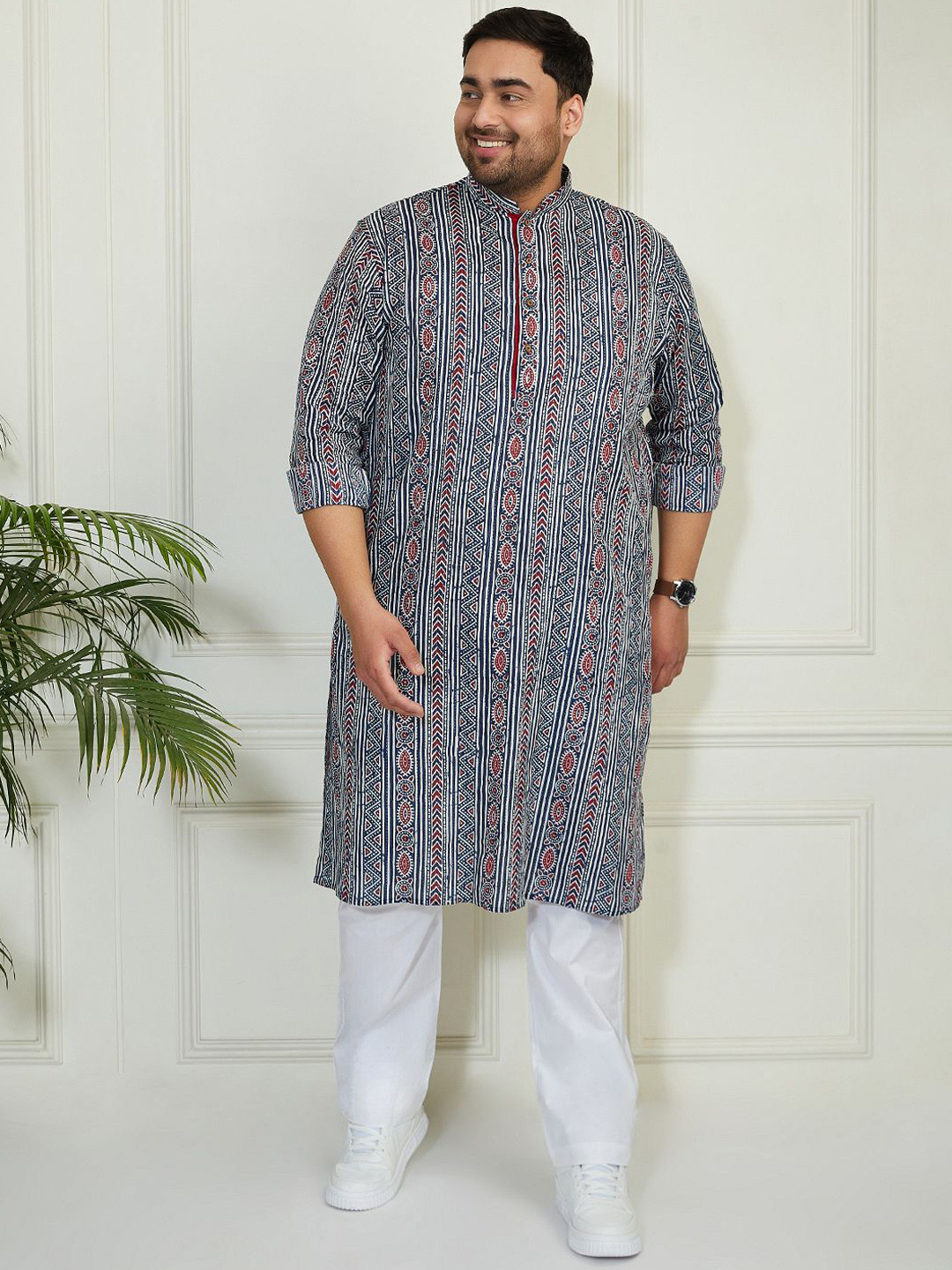 

VASTRAMAY Plus Size Abstract Printed Mandarin Collar Pure Cotton Kurta With Trousers, Blue