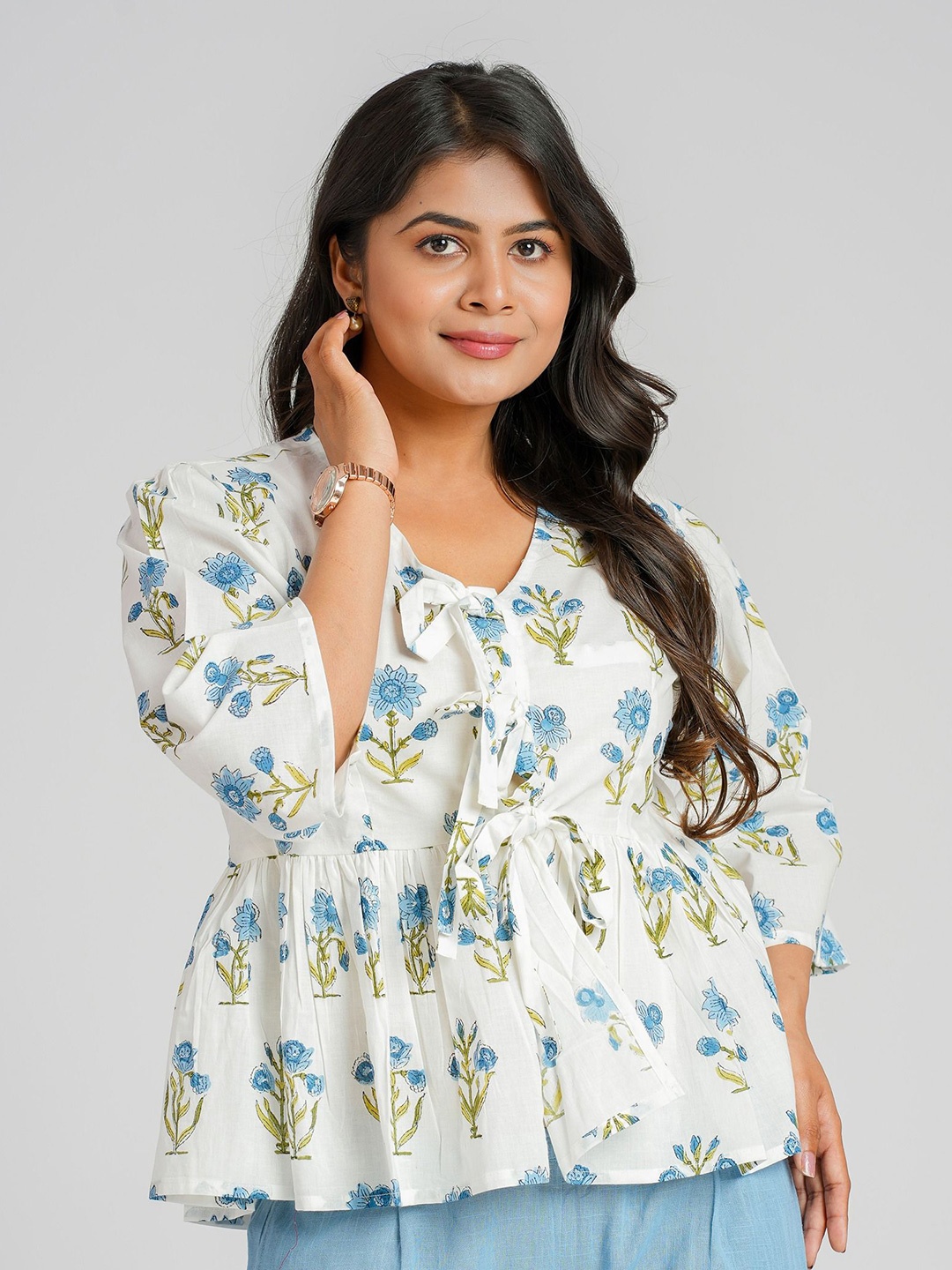 

Cotton Curio Women Cotton Block Printed Short Top, Blue
