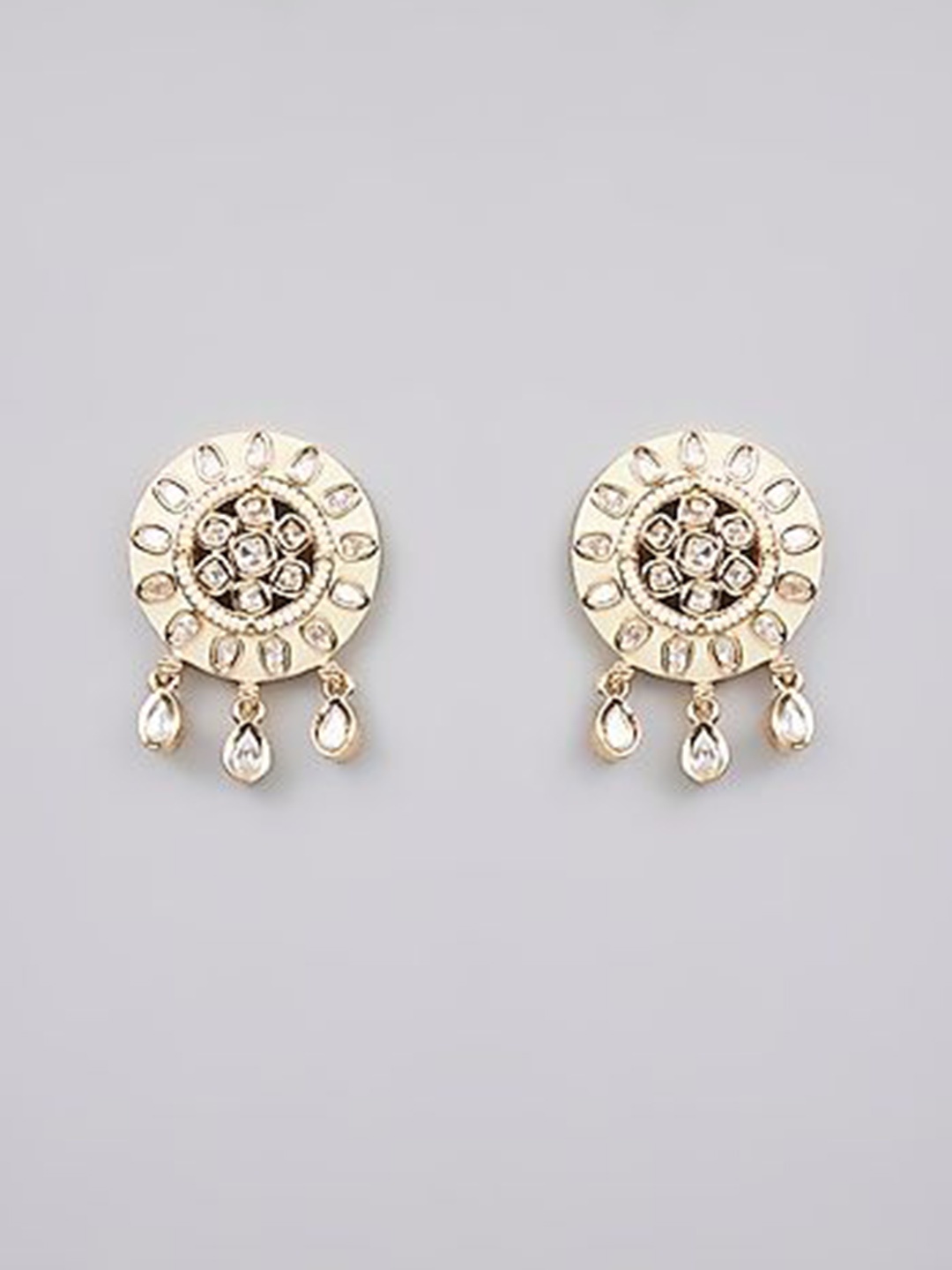 

AURAA TRENDS Gold-Plated Kundan Studded & Pearls Beaded Circular Shaped Drop Earrings