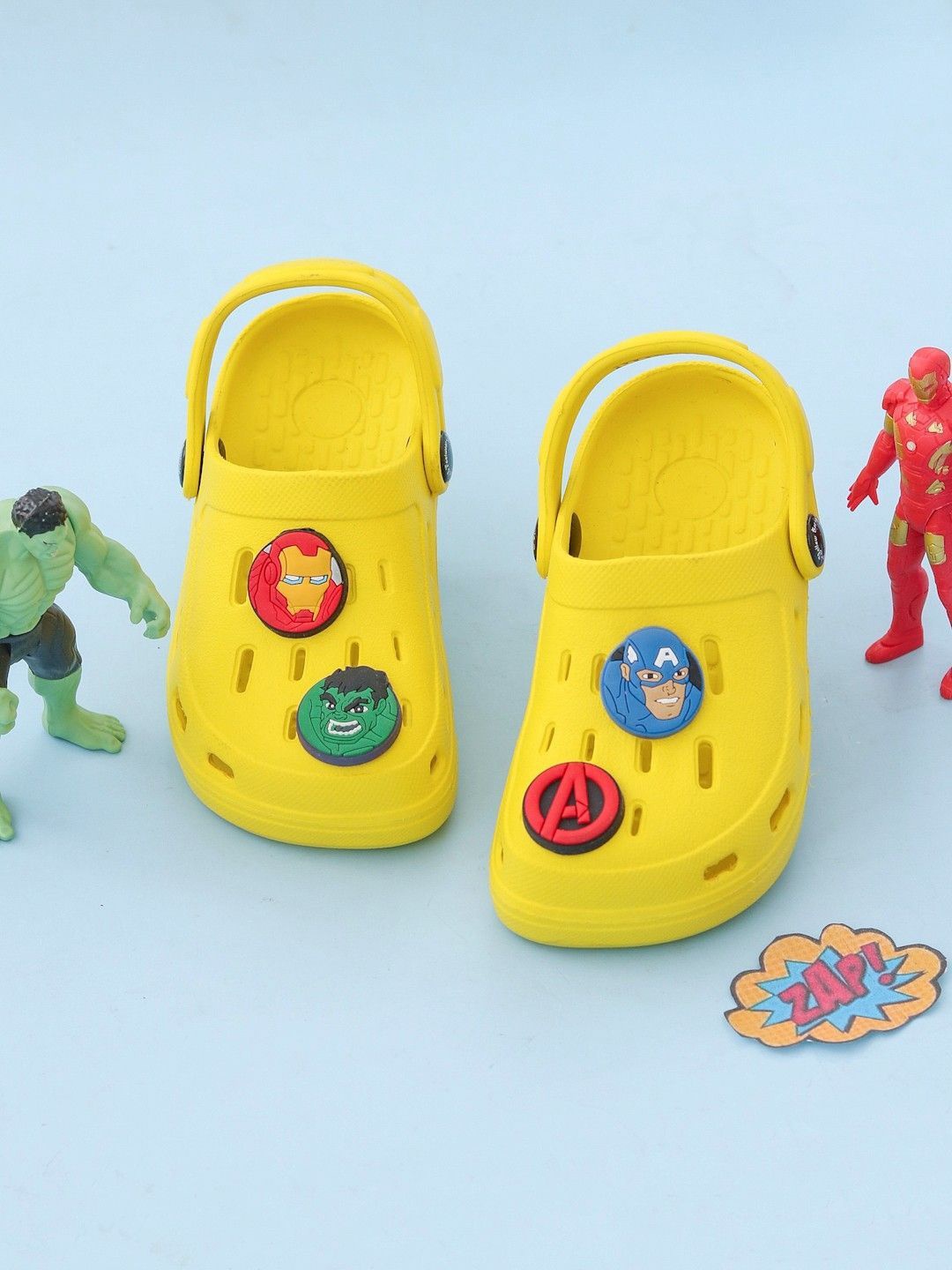 

Yellow Bee Boys Self Design Clogs