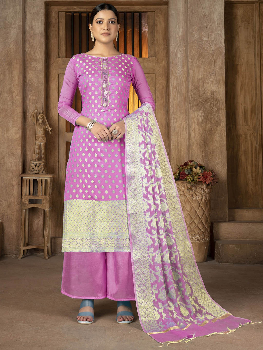

SHADOW & SAINING Semi-Stitched Dress Material, Pink