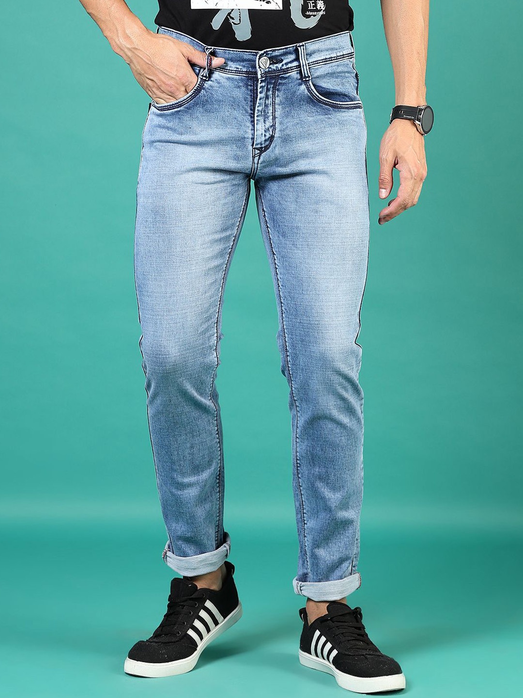 

V-Mart Men Slim Fit Light Fade Jeans, Blue