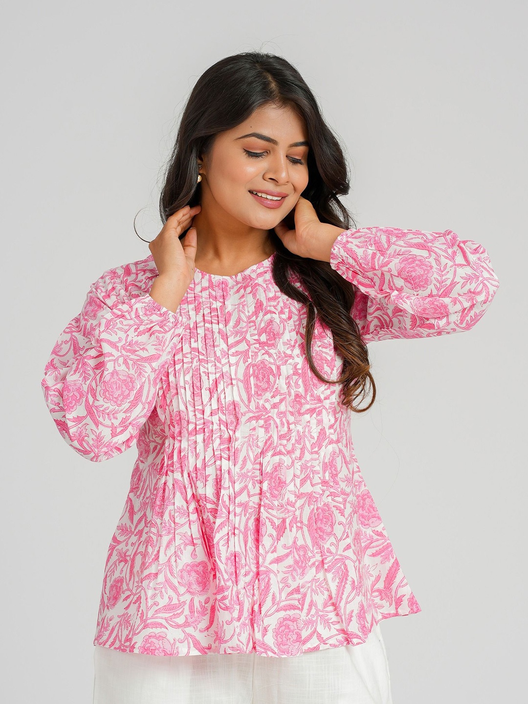 

Cotton Curio Women Cotton Block Printed Short Tunic, Pink